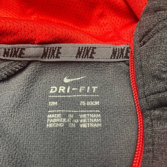 Nike baby zip up hoodie jacket size 12 months. Dark gray red logo - Picture 5 of 5